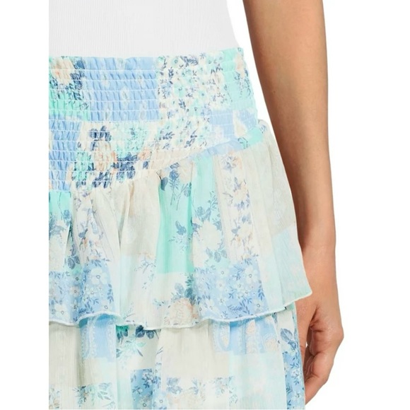 MADDEN NYC Floral Smocked Double Ruffle Skort S - Picture 2 of 10